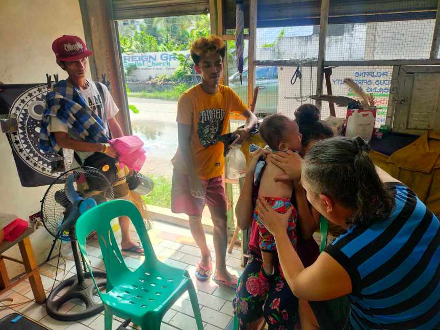 Family Care Hilot focusing on the new&nbsp;born